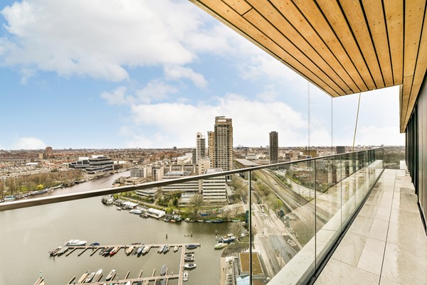 Medium property photo - Korte Ouderkerkerdijk 1W2, 1096 AC Amsterdam